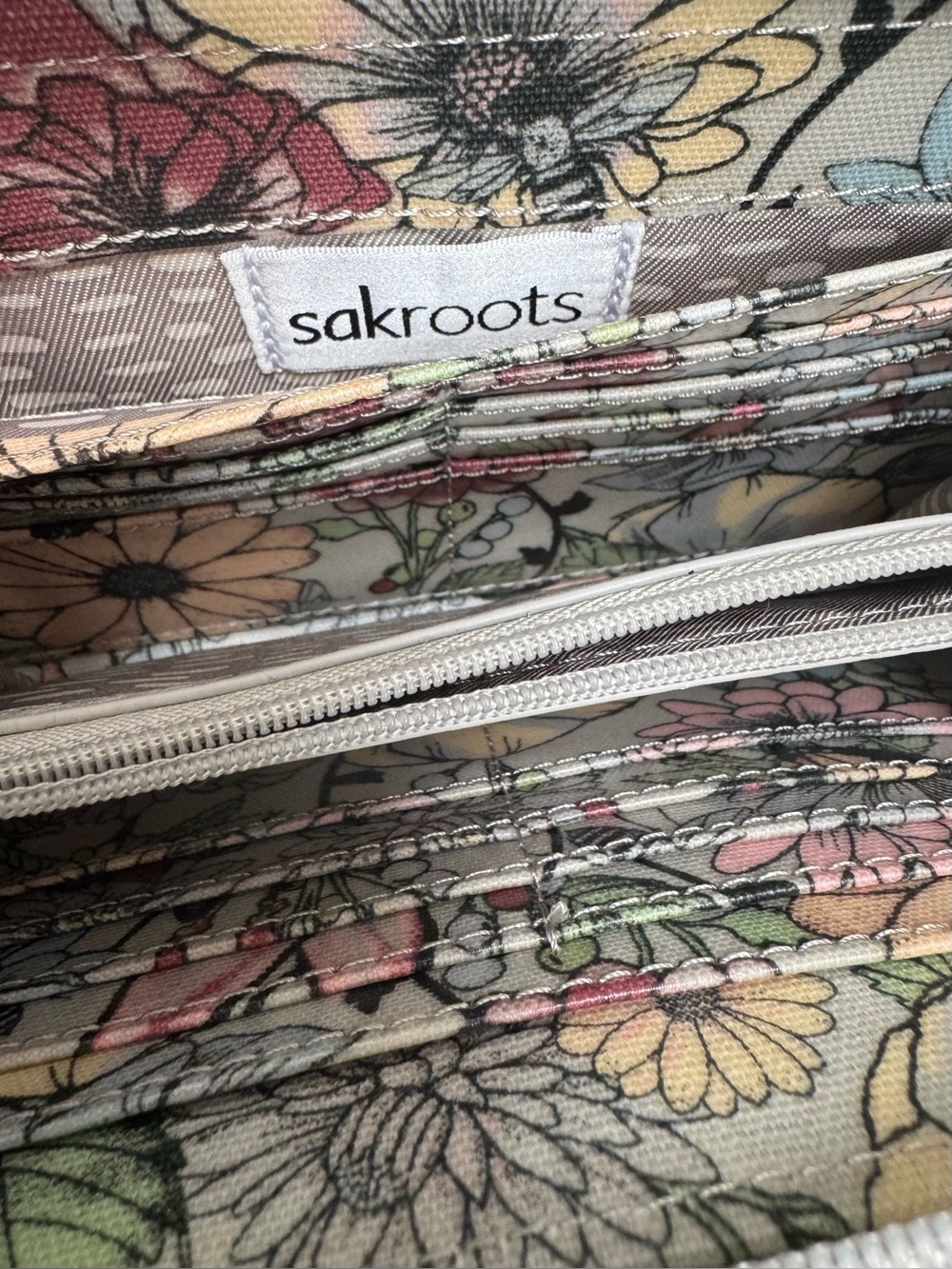 Sakroots Floral Print Crossbody Wallet/Wristlet - Picture 13 of 15